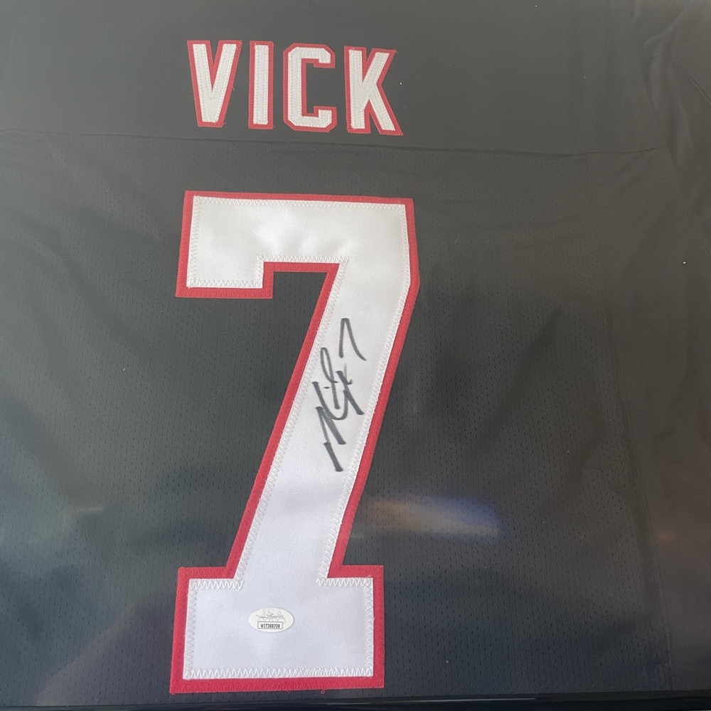 Michael Vick Autographed Jersey (frame not included)